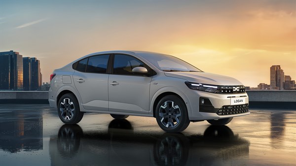 Dacia Logan - New grille and LED signature