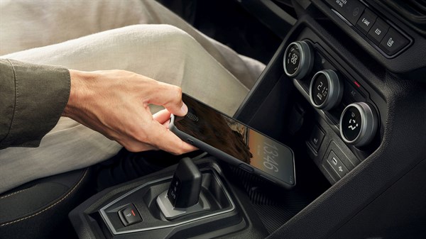 Dacia Sandero Stepway - Inductive wireless charger